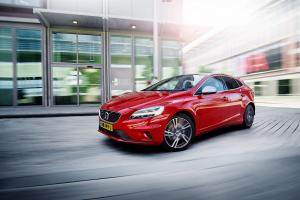 Volvo V40 T4 R-Design (WW) '2016